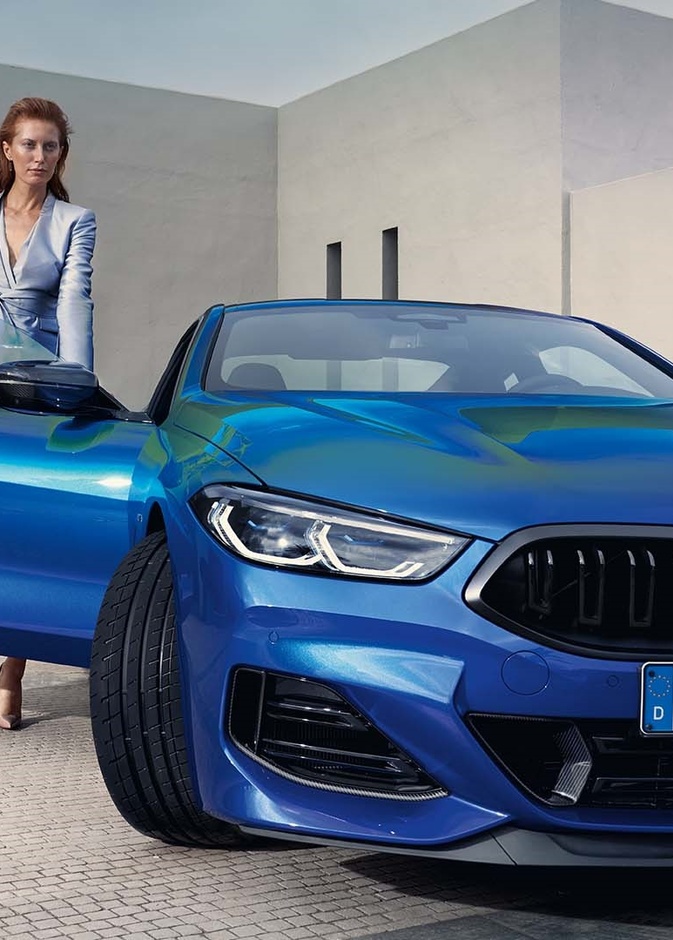 BMW تعلن تحديث سياراتها من الفئة الثامنة