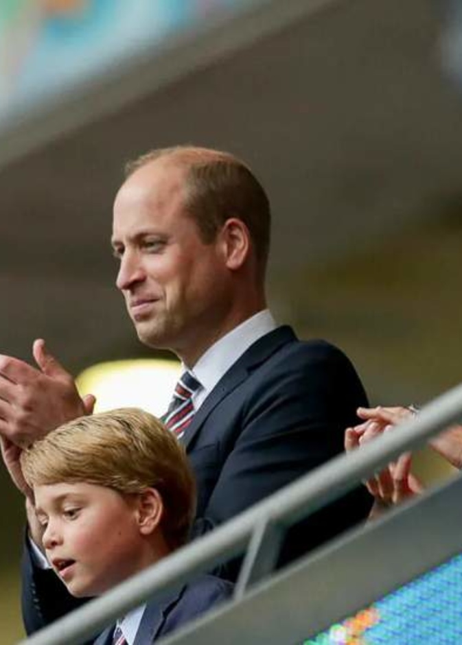 الأمير وليام يتحدث عن تنظيمه وزوجته لوقت مشاهدة طفلهما الأكبر للتلفاز