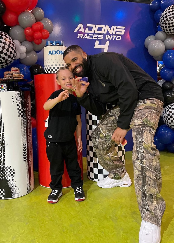 دريك وابنه أدونيس