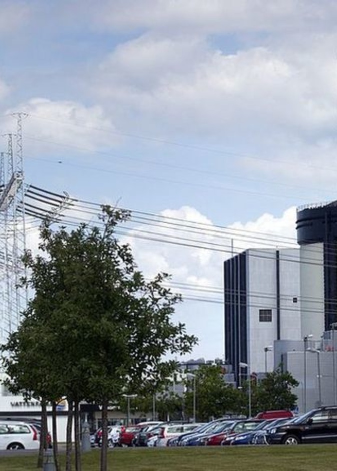 رصد طائرات دورن عسكرية فوق القصور الملكية