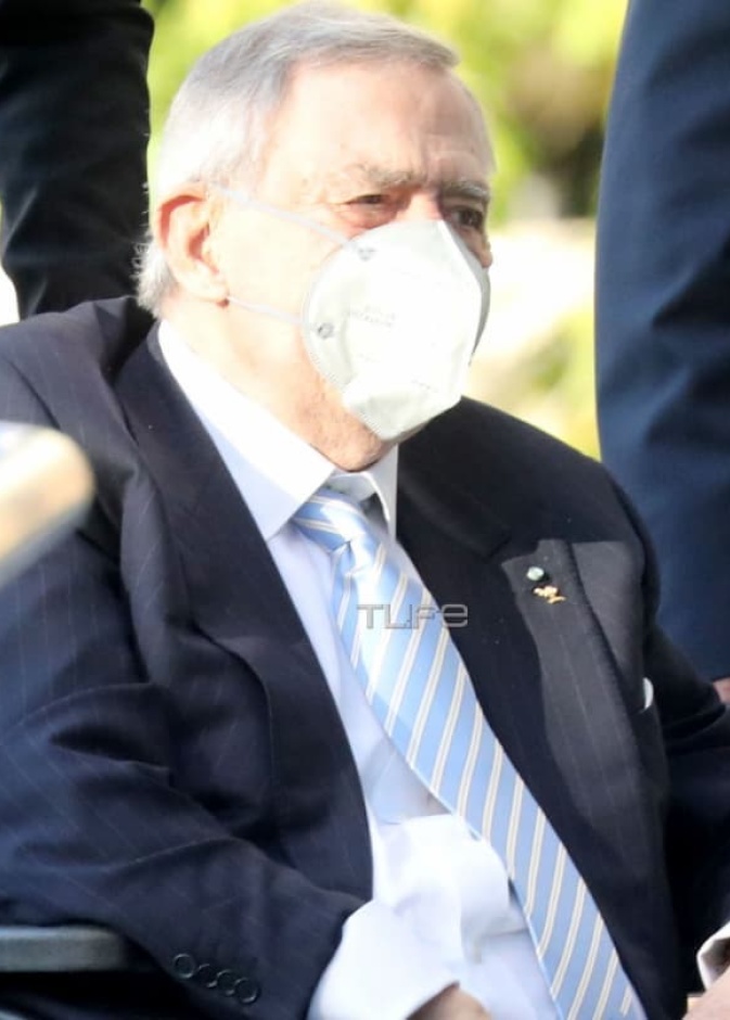 نقل ملك اليونان السابق إلى المستشفى بعد إصابته بعدوى كورونا