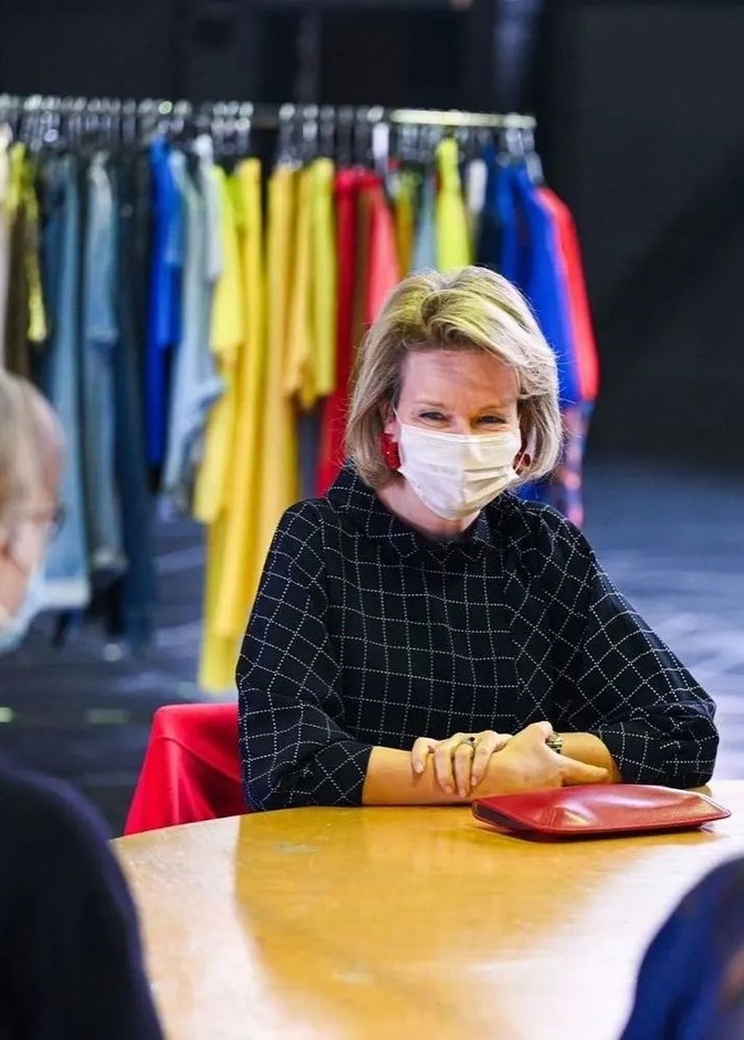 الملكة ماتيلد تزور مدرسة للفنون الاستعراضية في بروكسيل