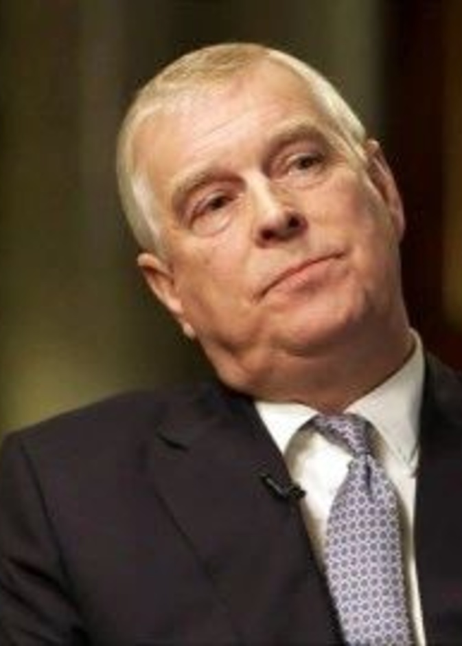 أبناء الملكة الثلاثة التقوا سرا لمناقشة "مشكلة أندرو"