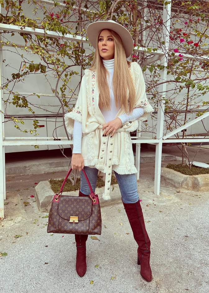 اطلالات شتوية مميزة من كارلا حداد