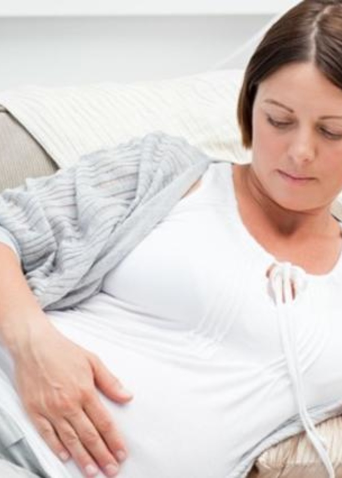 افرازات الحمل في الشهر السادس