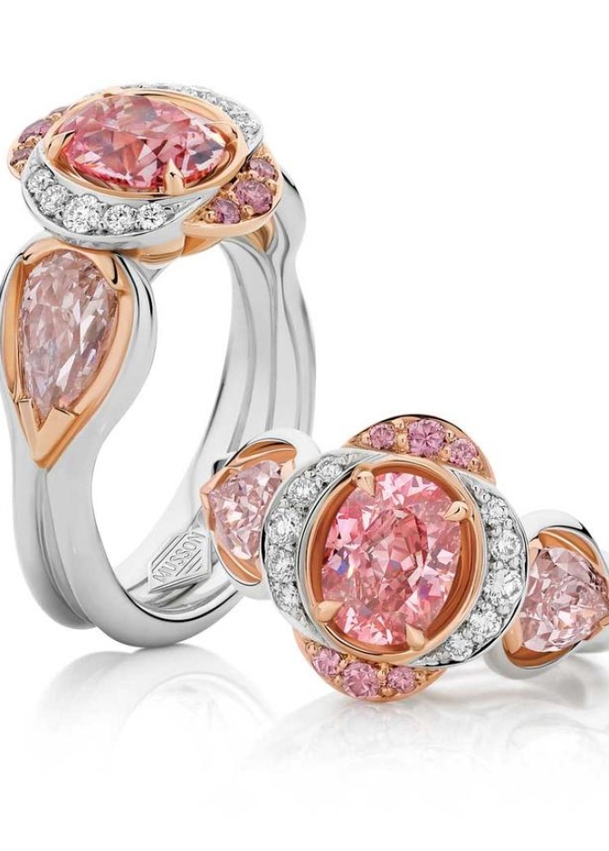 خاتم Lowanna من Musson 