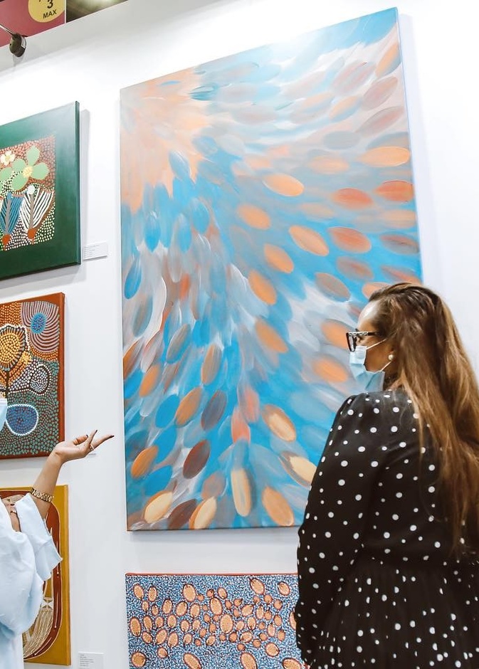 سحر الفنون في معرض فنون العالم دبي