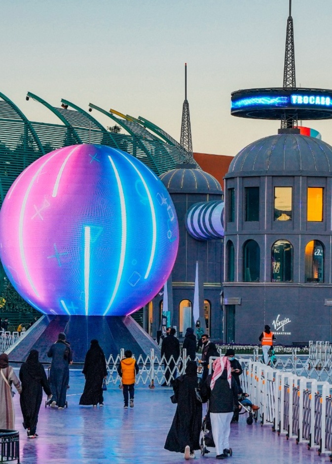 شاشة "تروكاديرو" المستديرة وتجربة الدراجات الهوائية الافتراضية .. أبرز الفعاليات الممتعة لزوار "بوليفارد رياض سيتي"