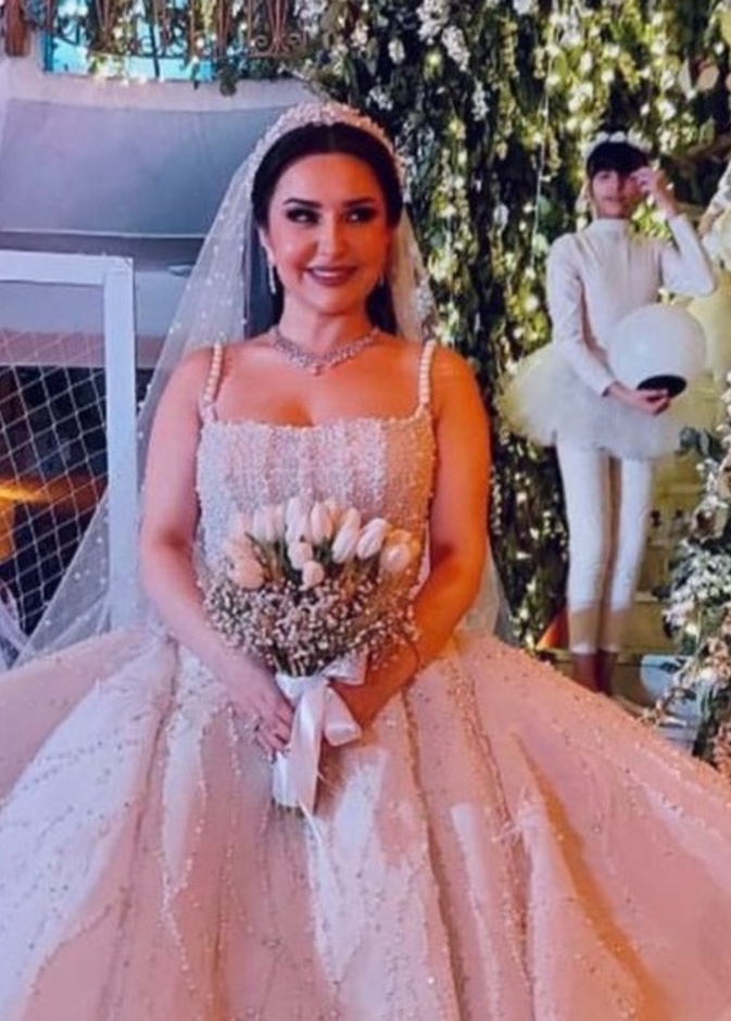 لقطات مميزة من حفل زفاف شهد برمدا وأحمد صالح بحضور النجوم.