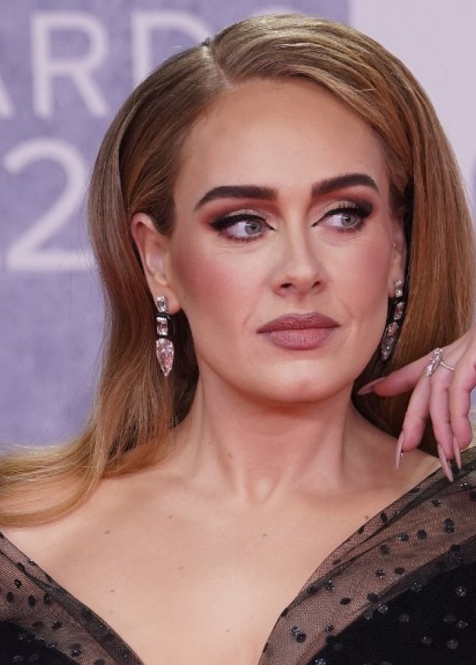 أجمل إطلالات النجمات العالميات الجمالية في حفل Brit Awards لعام 2022