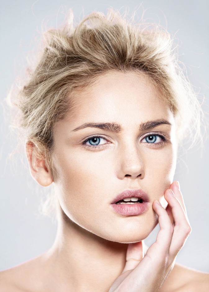 3 ماسكات طبيعية من الكركم لحماية البشرة من حب الشباب