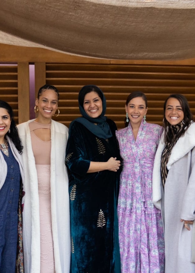 سمو الأميرة ريما بنت بندر والنجمة اليشيا كيز في جلسة حوارية مع سيدات الأعمال السعوديات بالعلا