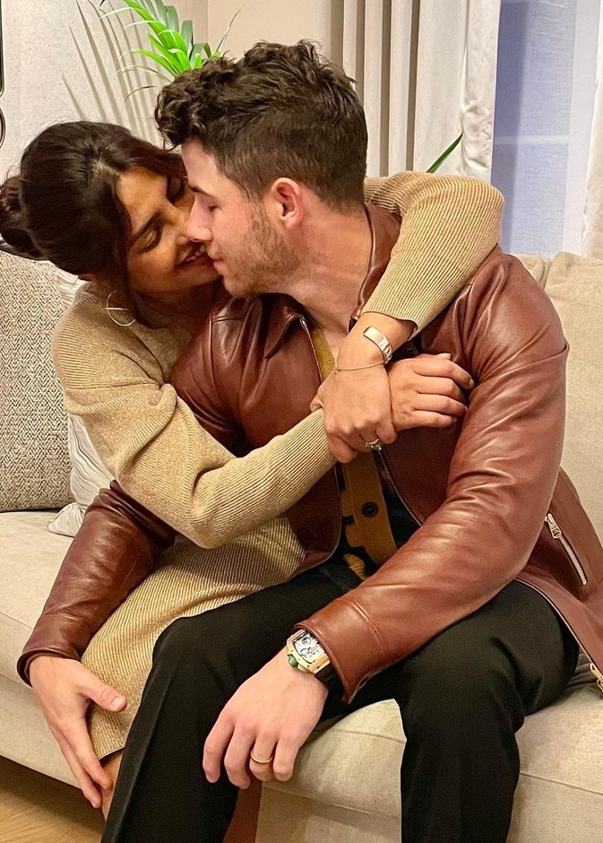 لماذا لم تكشف بريانكا تشوبرا عن اسم طلفتها حتى الآن؟