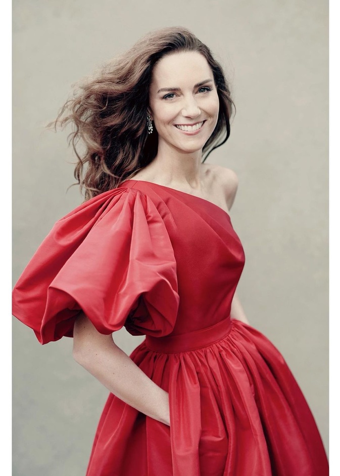 عطر كيت ميدلتون أغلى من زجاجة عطر الملكة إليزابيث الثانية