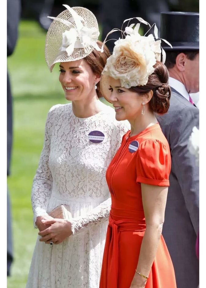 لماذا يطلق على الأميرة ماري "شبيهة" كيت ميدلتون الملكية؟