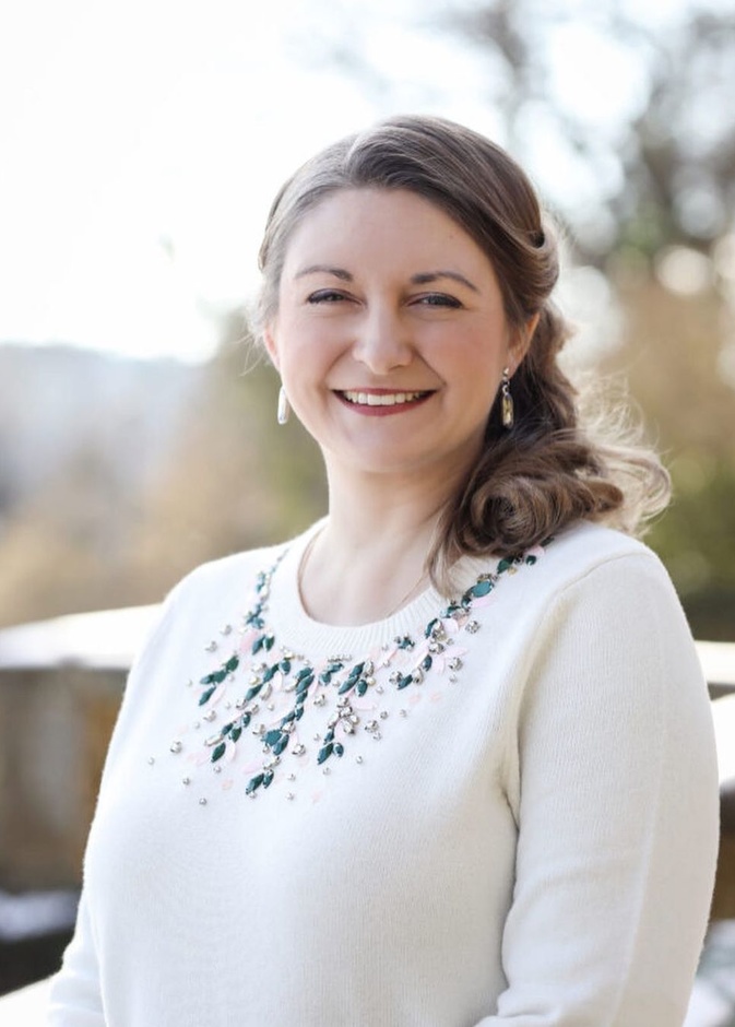 الأميرة ستيفاني تحتفل بعيد ميلادها 38