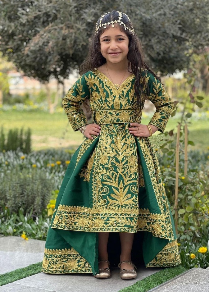 نجوم الكويت يحتلفون باليوم الوطني الكويتي بلقطات مبهجة مع أطفالهم