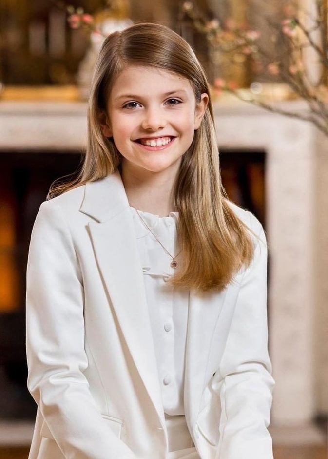 الأميرة استيل تحتفل بعيد ميلادها العاشر