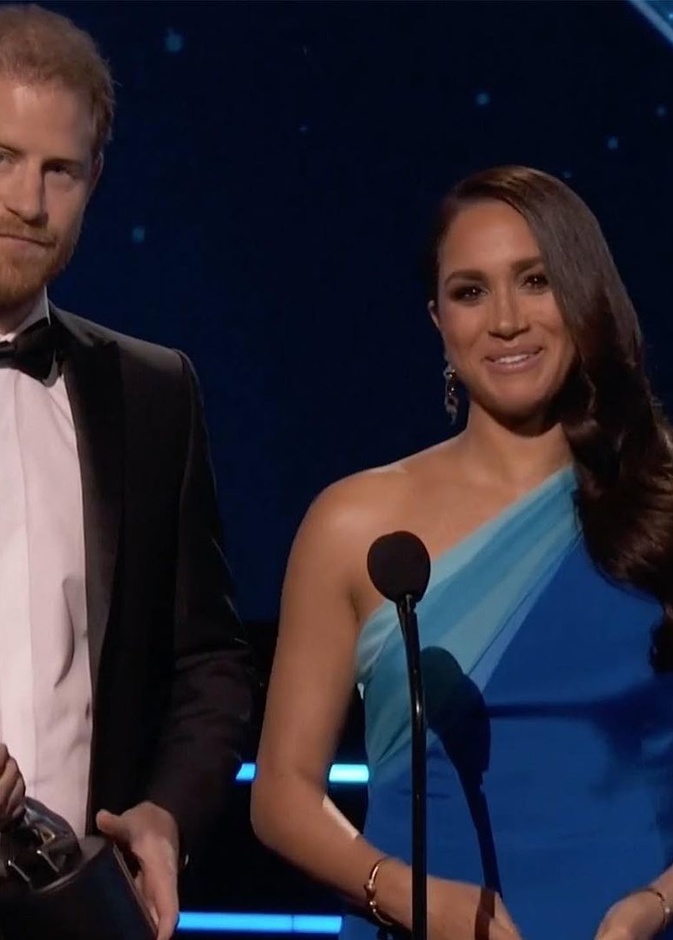 ميغان وهاري في حفل جوائز NAACP Image