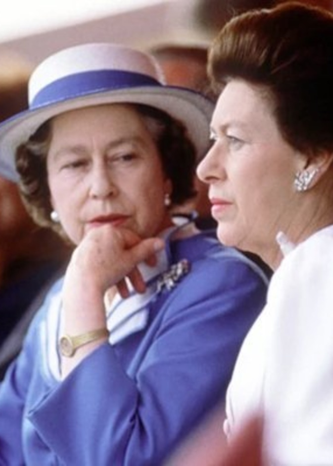 ملكة بريطانيا والأميرة مارغريت
