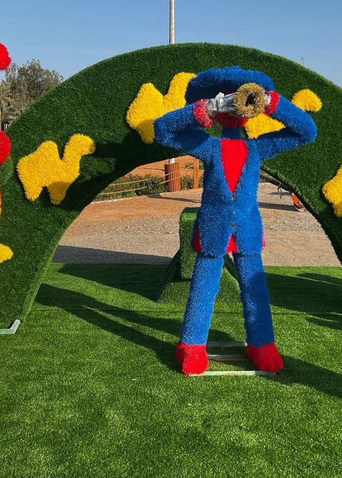 لوحات فنية خلابة من الزهور وأجواء ساحرة للزوار - المصدر AlAinEvents.