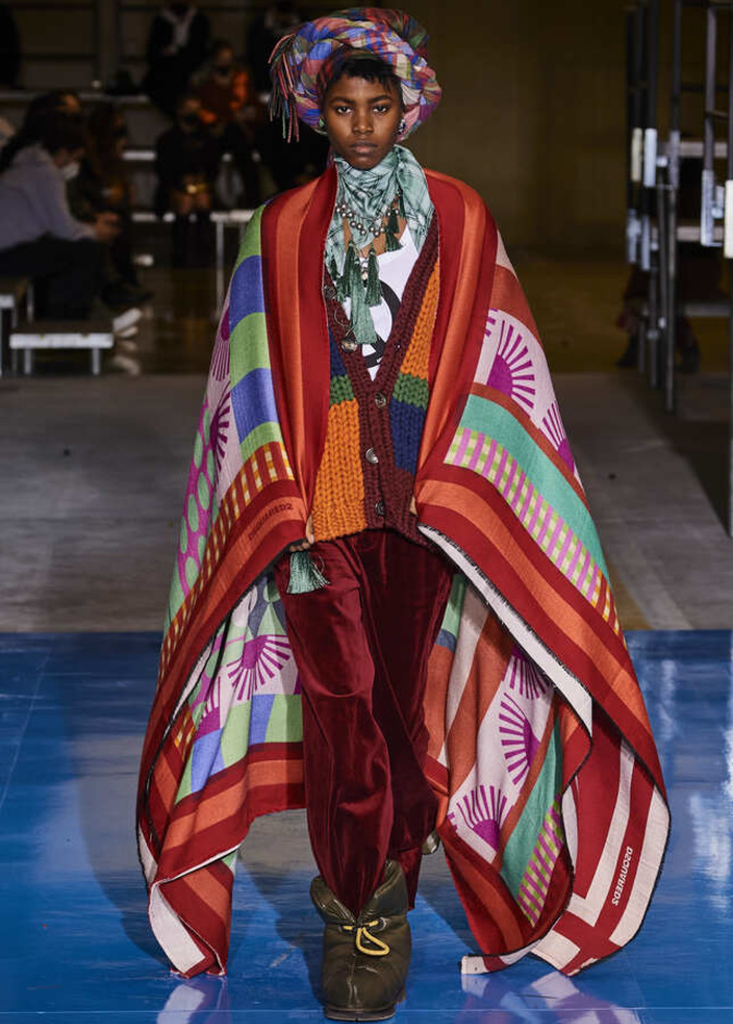 تصاميم كاجوال وعصرية في مجموعة DSquared2 لخريف وشتاء 2022