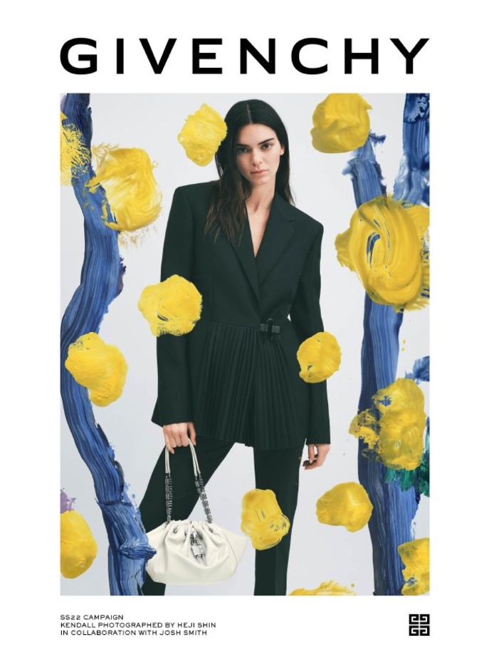 جيڤنشي تطرح حملتها الإعلانيّة الجديدة لربيع وصيف 2022