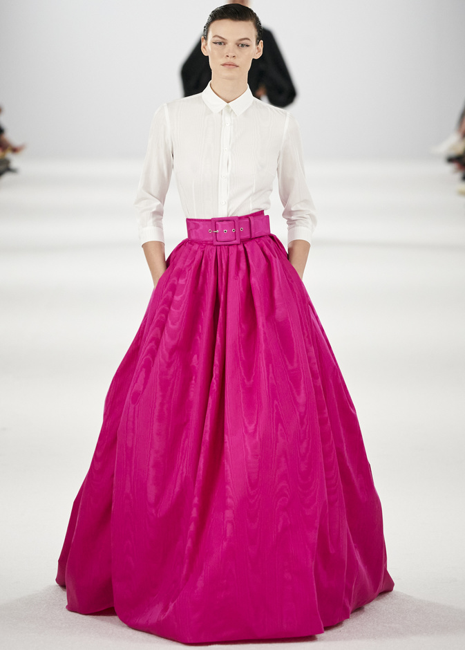 عرض أزياء مجموعة Carolina Herrera لموسم خريف وشتاء 2022 في نيويورك