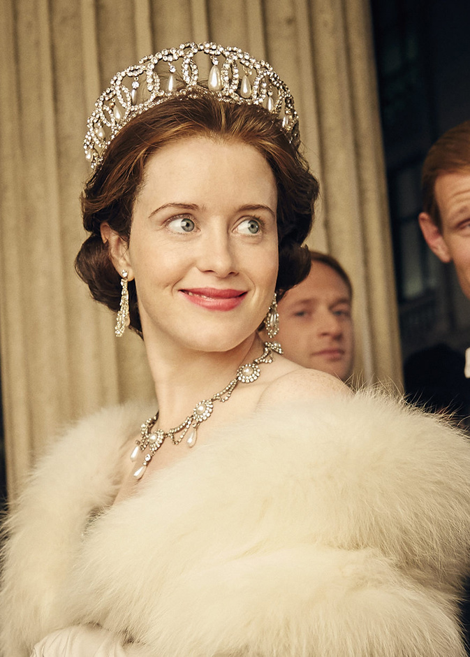 سرقة 200 من المجوهرات والأنتيكات المستخدمة في مسلسل The Crown