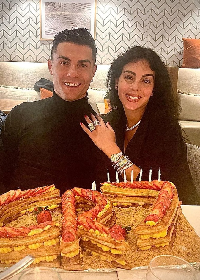 رونالدو وجورجينا