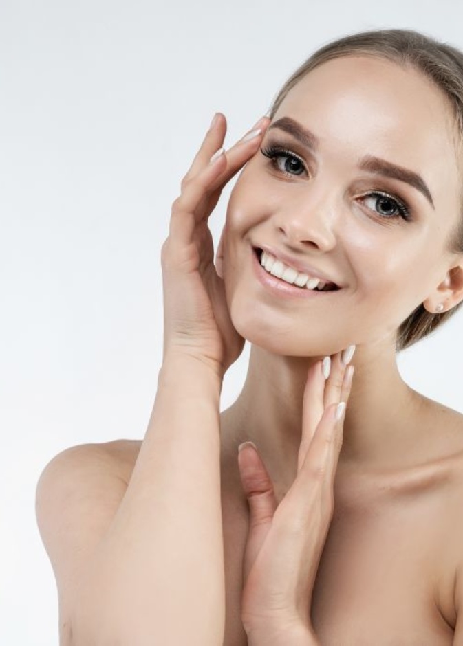 أفضل طرق غير جراحية لعلاج آثار الحبوب من الوجه