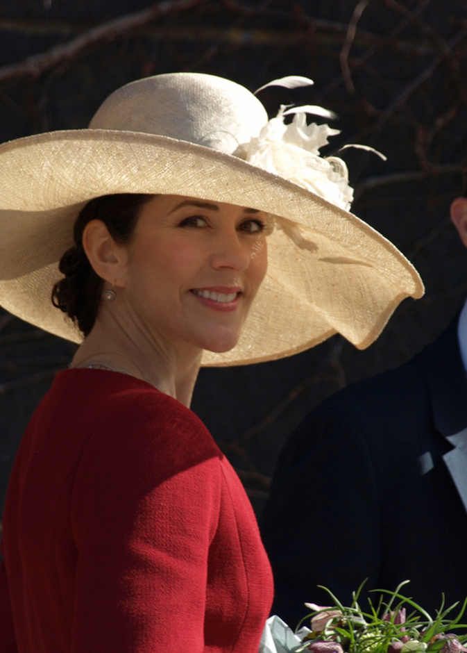 الأميرة ماري تكشف تفاصيل جديدة عن زفافها في كتاب جديد عن حياتها