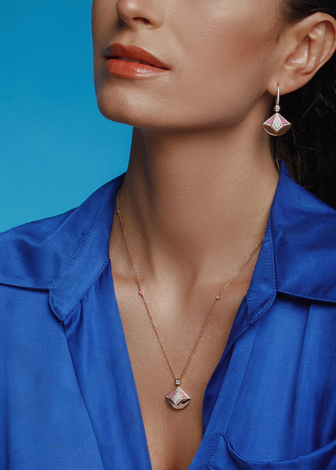 أجمل موديلات سلاسل تزين اطلالة رمضان بأناقة عصرية