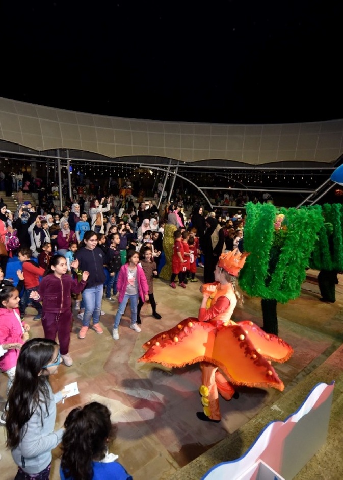 تجربة ترفيهية مشوقة بانتظار زوار الكرنفال السنوي لمربى الشارقة للأحياء المائية - المصدر وام 