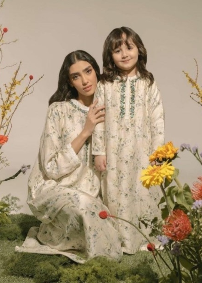 أزياء للأم وابنتها لرمضان في معرض "طاق طاقية"