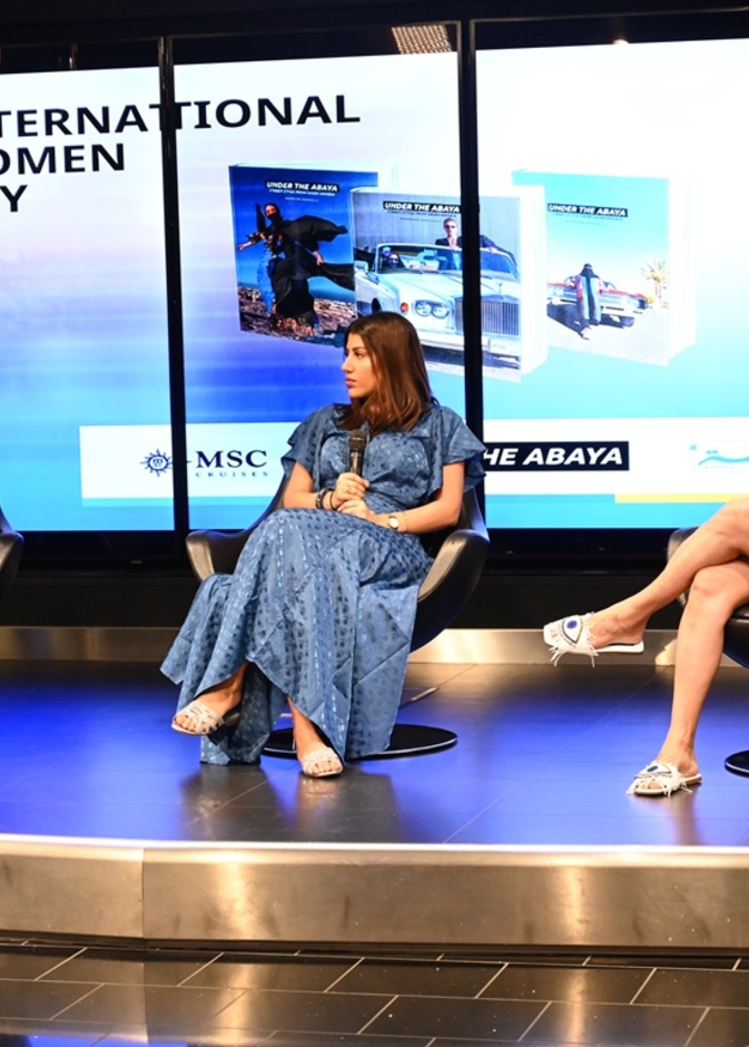 تحت العباءة أول منصة تمكين نسائية سعودية تحتفل بخمس سنوات من المناصرة النسائية