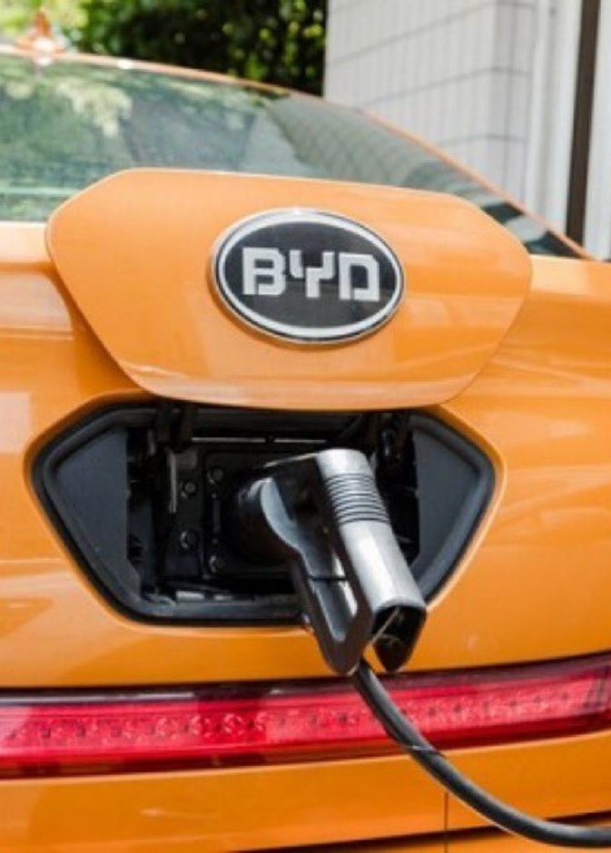 تسلا ترفع أسعار سياراتها