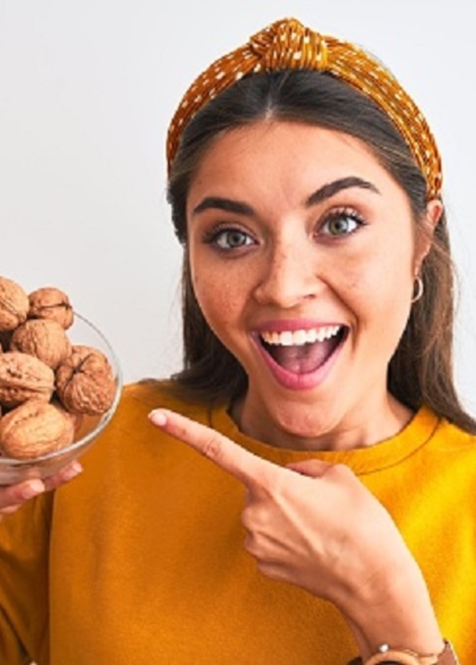 ماهي فوائد الجوز الصحية للنساء