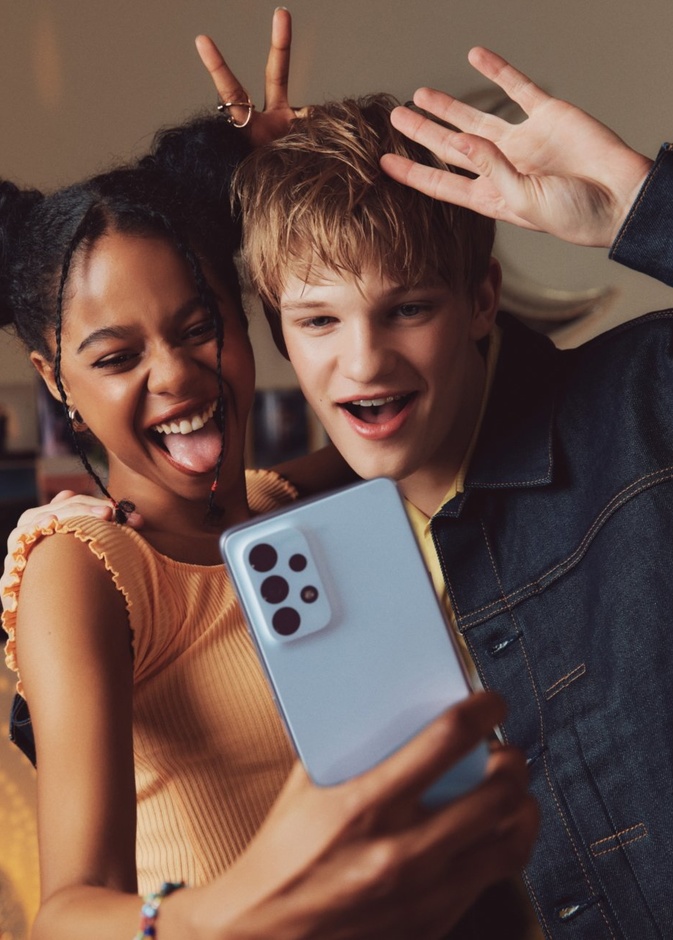 شاشة تليفونات سامسونغ الجديدة