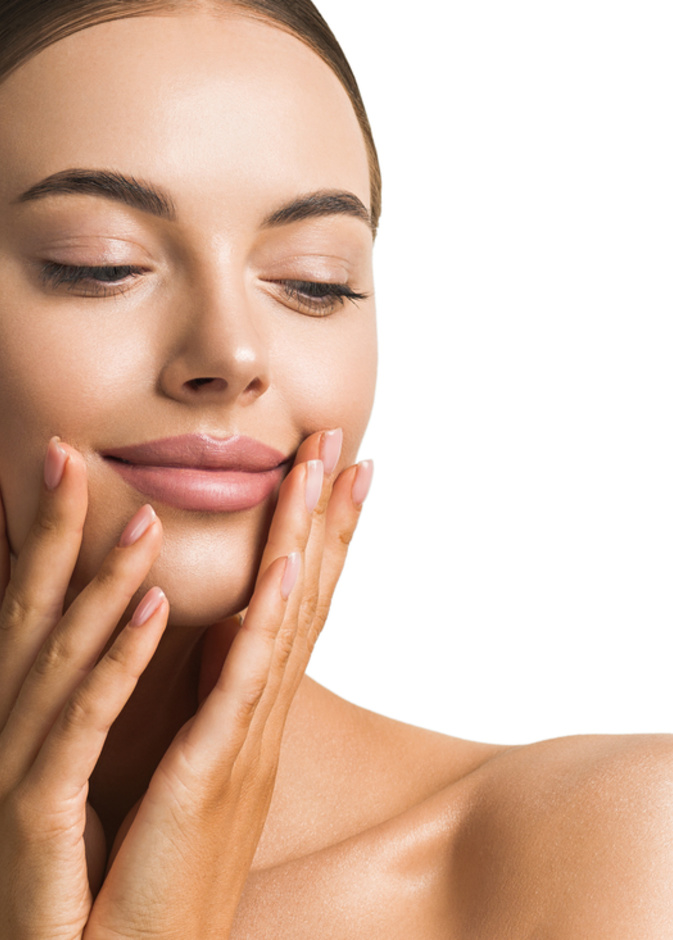 6 نصائح ذهبية تجعلك جميلة بدون مكياج أثناء الصيام