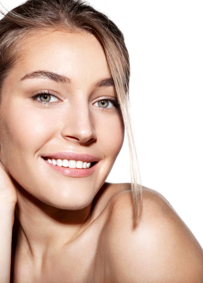 خلطات طبيعية من دبس التمر لبشرة خالية من العيوب