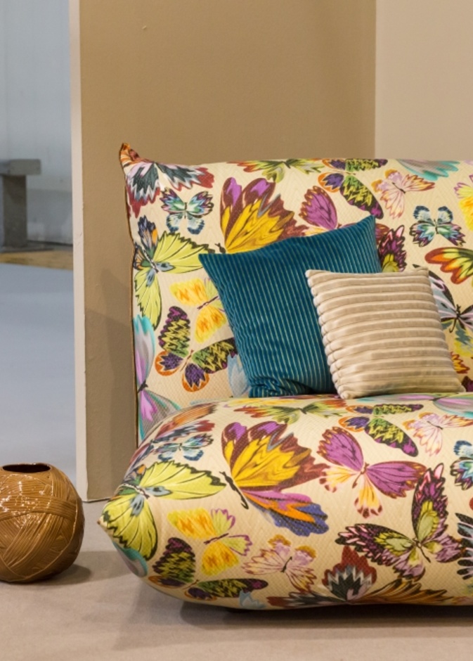 كرس مريح من ماركة ميسوني الإبداعية copy