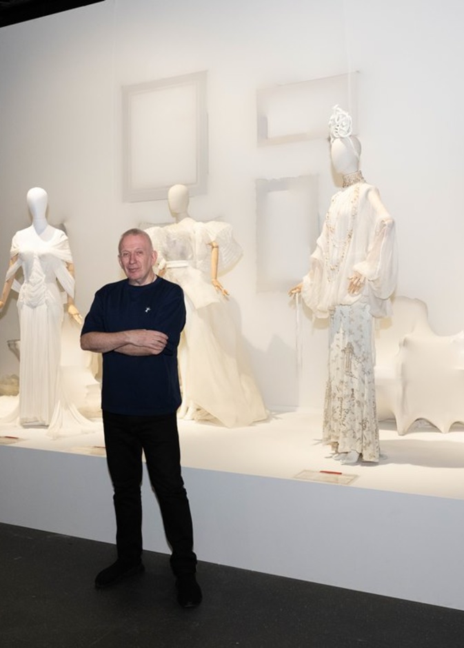 مصمم الأزياء الفرنسي جان بول غوتييه