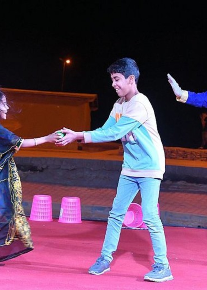 تجربة ساحرة وأجواء شتوية خلابة في انطلاق مهرجان ليالي الربيع الأول بعنيزة