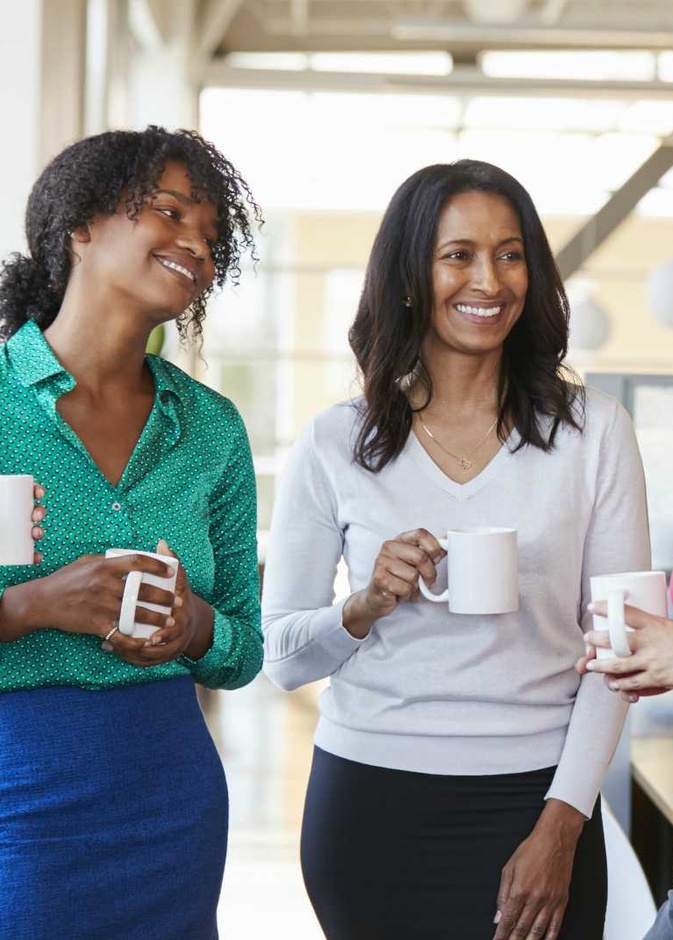 نصائح بسيطة وفعالة لتطوير الذات تساعد المرأة في العمل