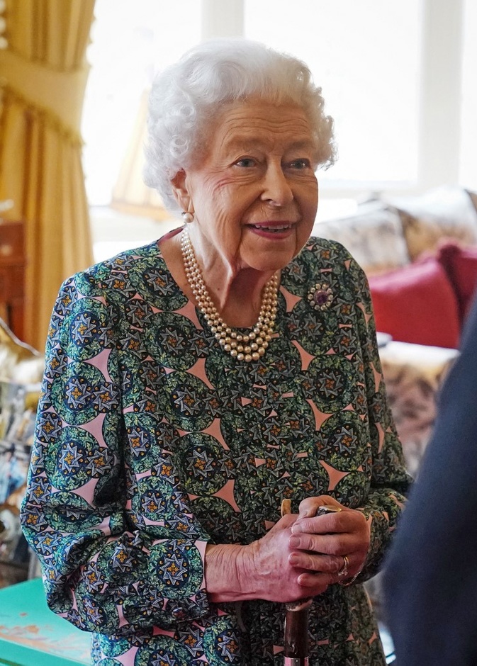 سحب سيوف ملكية عتيقة من معرض في روسيا بسبب الحرب على أوكرانيا