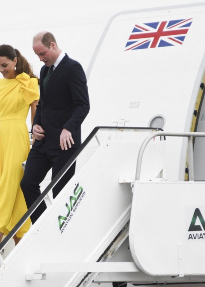 الأمير ويليام وكيت ميدلتون يصلان إلى جامايكا