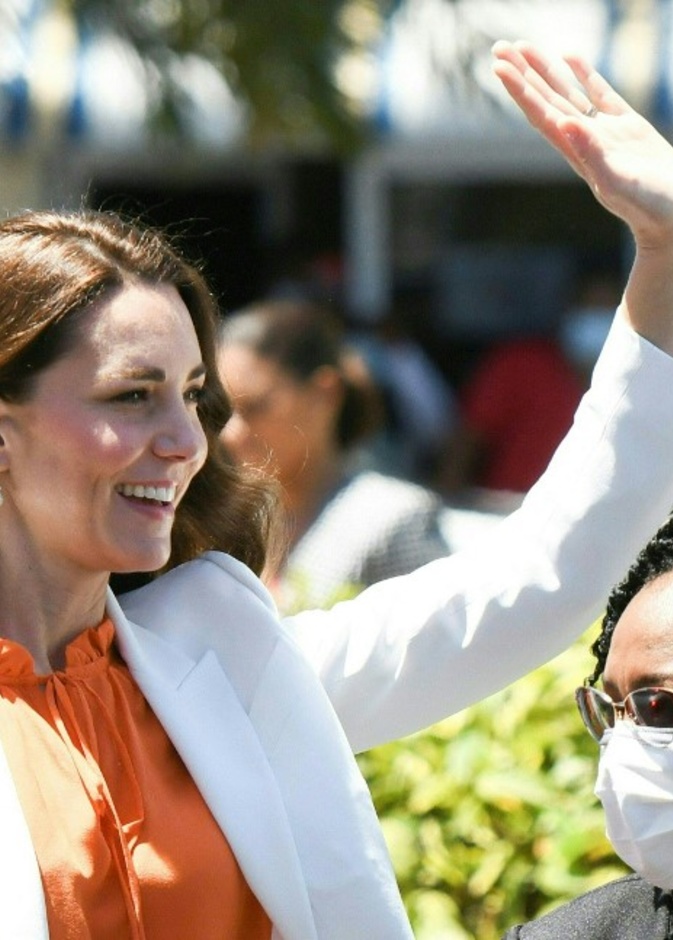 كيت ميدلتون تلقى خطابًا في جولتها الأخيرة بمنطقة الكاريبي