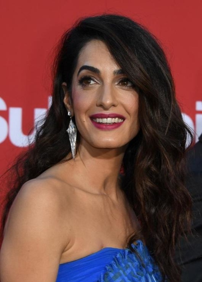 أسرار مكياج أمل كلوني بعد اختيارها إمرأة العام 2022