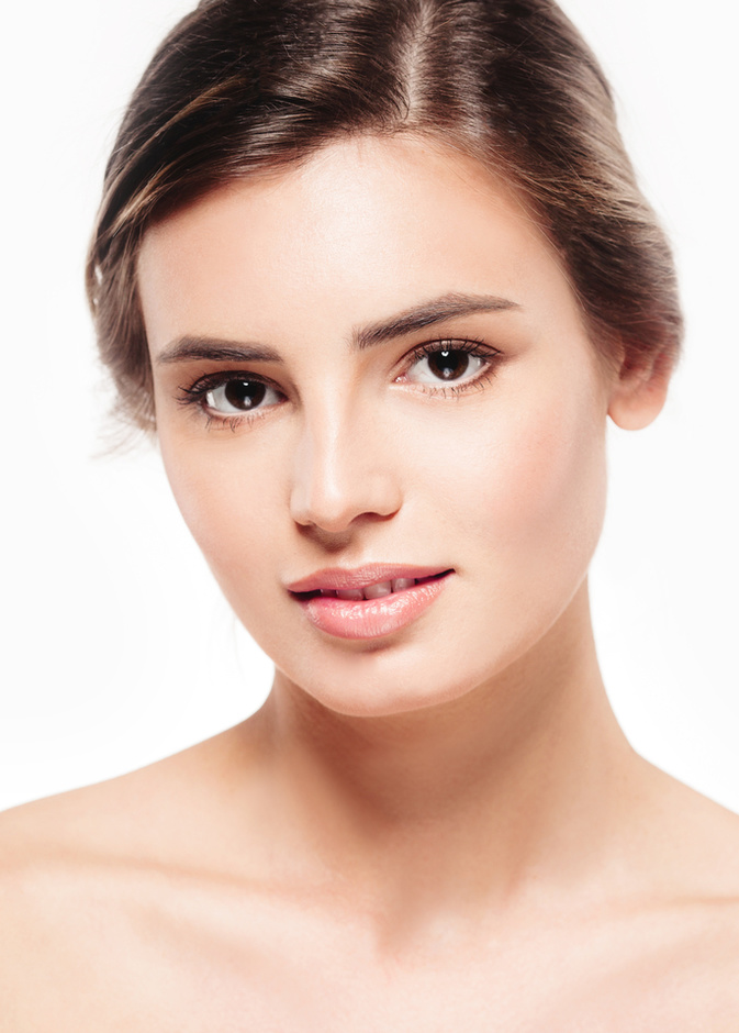 فوائد زيت اللوز للبشرة وأهم إستخداماته في عيد الأم 2022